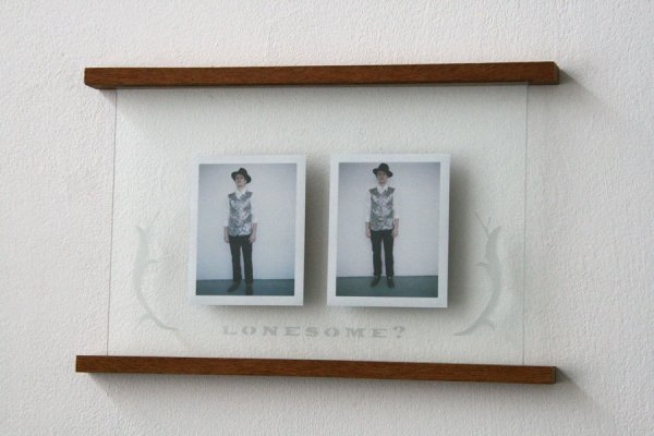 Milou van der Maaden – Lonesome?, 2001 two Polaroid photographs