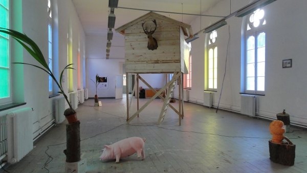 Frank Merkx, Robert Goywaerts – Oáza klidu a míru, 2012, instalace