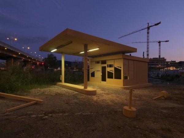 Christoph Franz, Michael Meier – Petrol Station, 2012, installation, wood, Geerenweg, Max-Högger-Strasse, Zurich