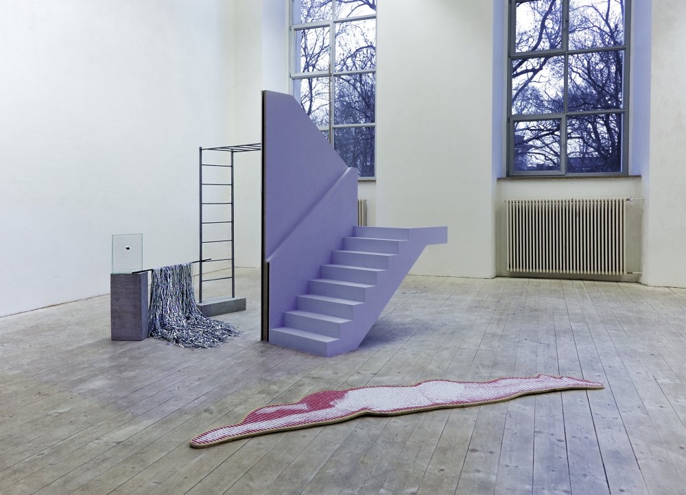 Gaisha Madanova – Installation, 2018, různé materiály, cca 210 x 300 cm