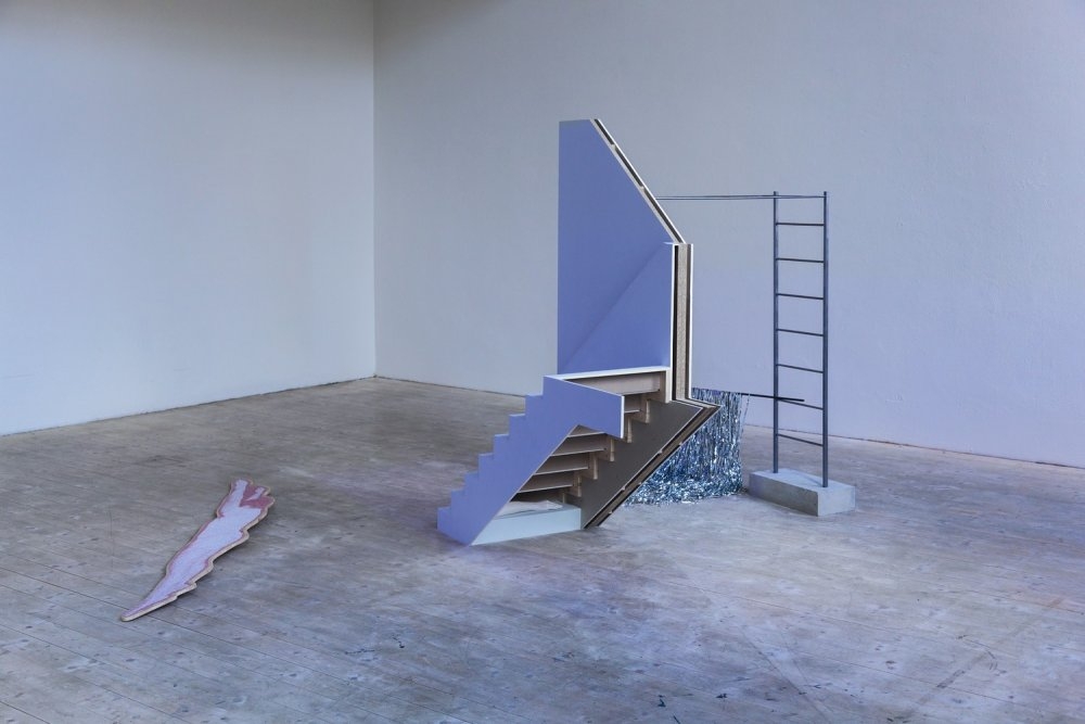 Gaisha Madanova – Installation, 2018, various materials, the dimension ca. 210 x 300 cm